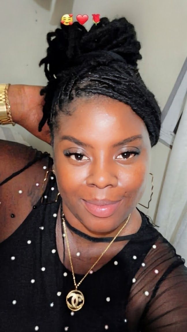 Locs re-twist and simple style