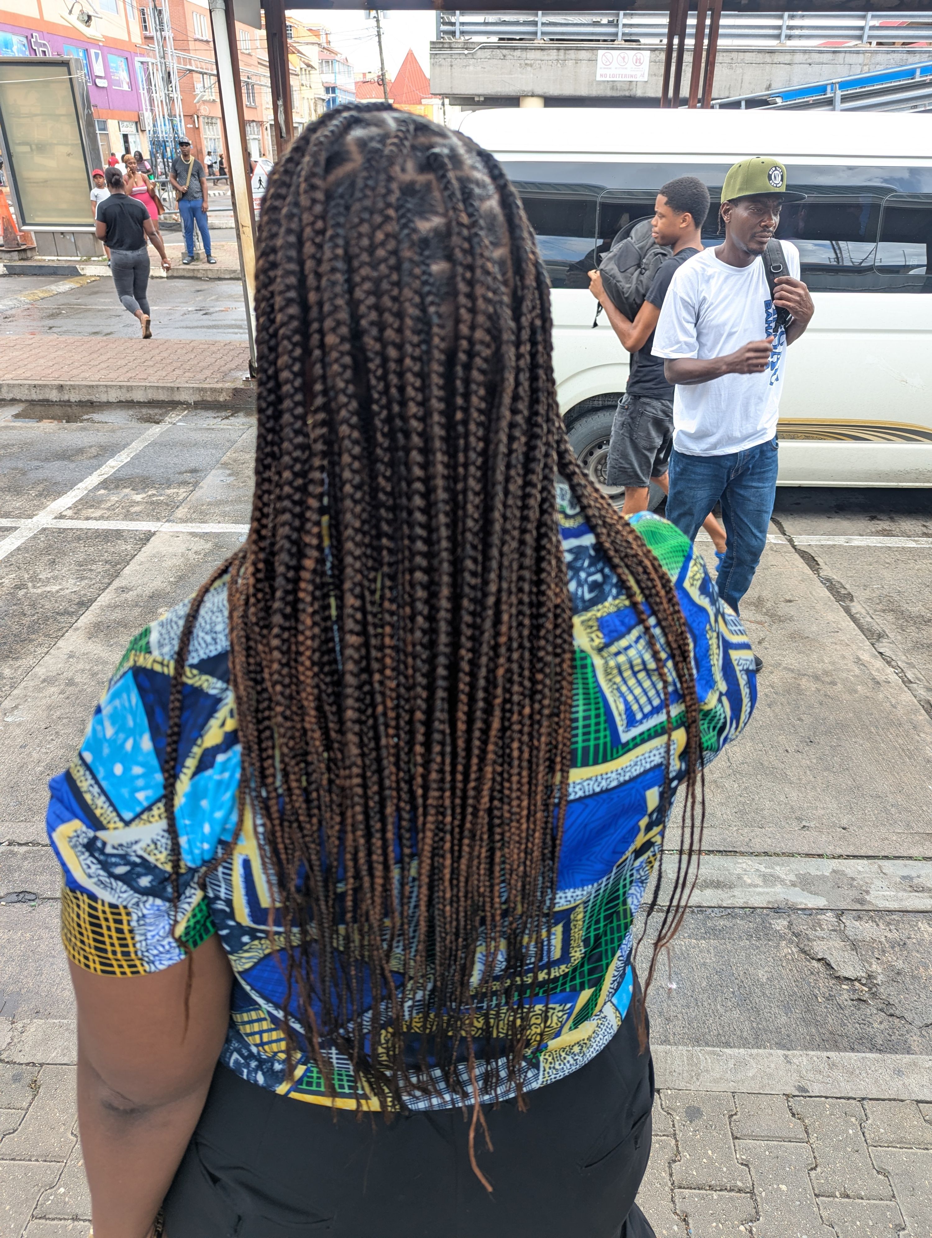 Medium Knotless 