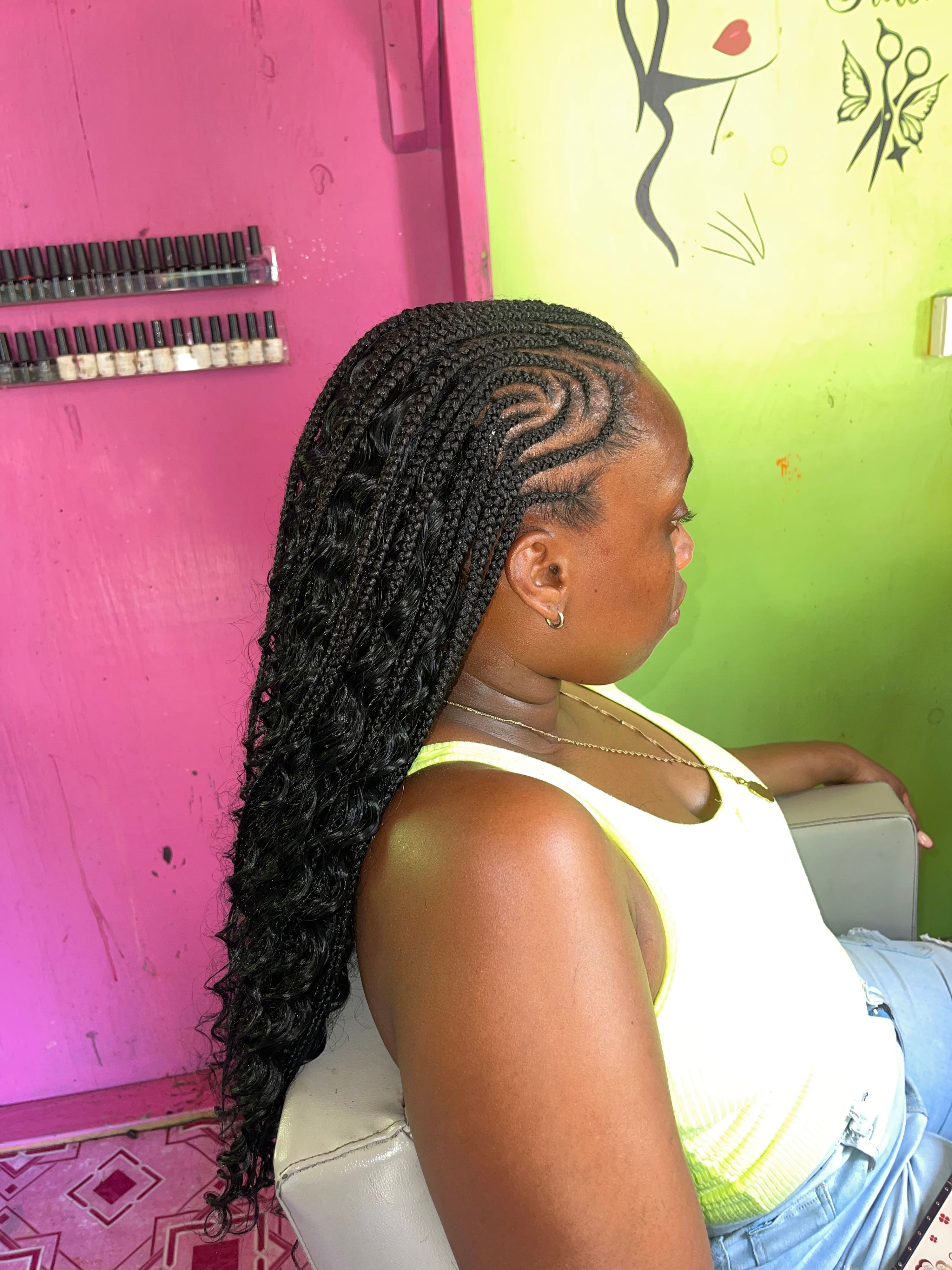 Weavon and feeding braids