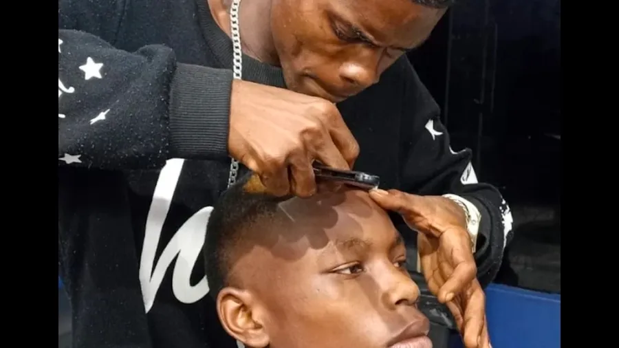 Kings men barber shop