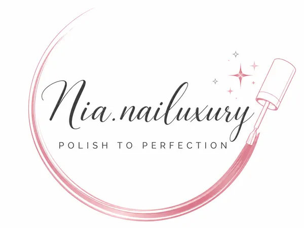 Nia.nailuxury