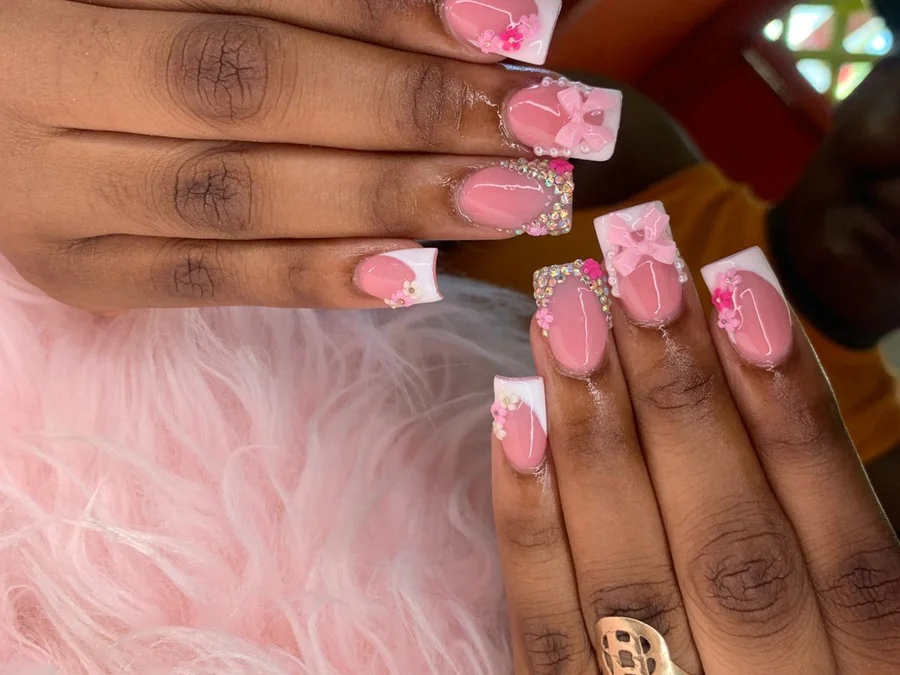 Short Acrylic Nails