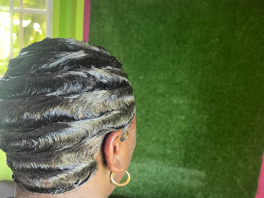 Relaxer and finger wave