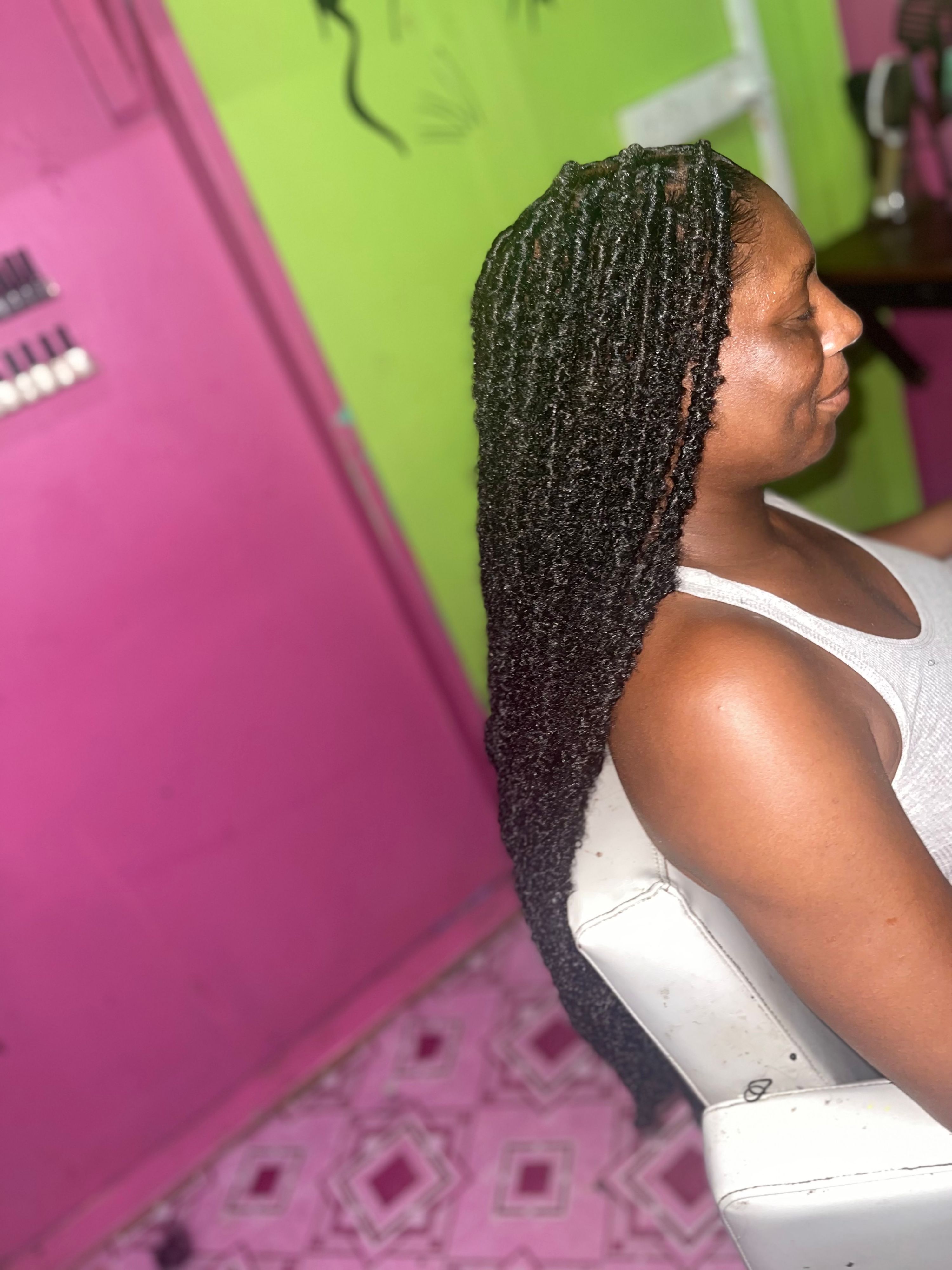 Butterfly locs waist 