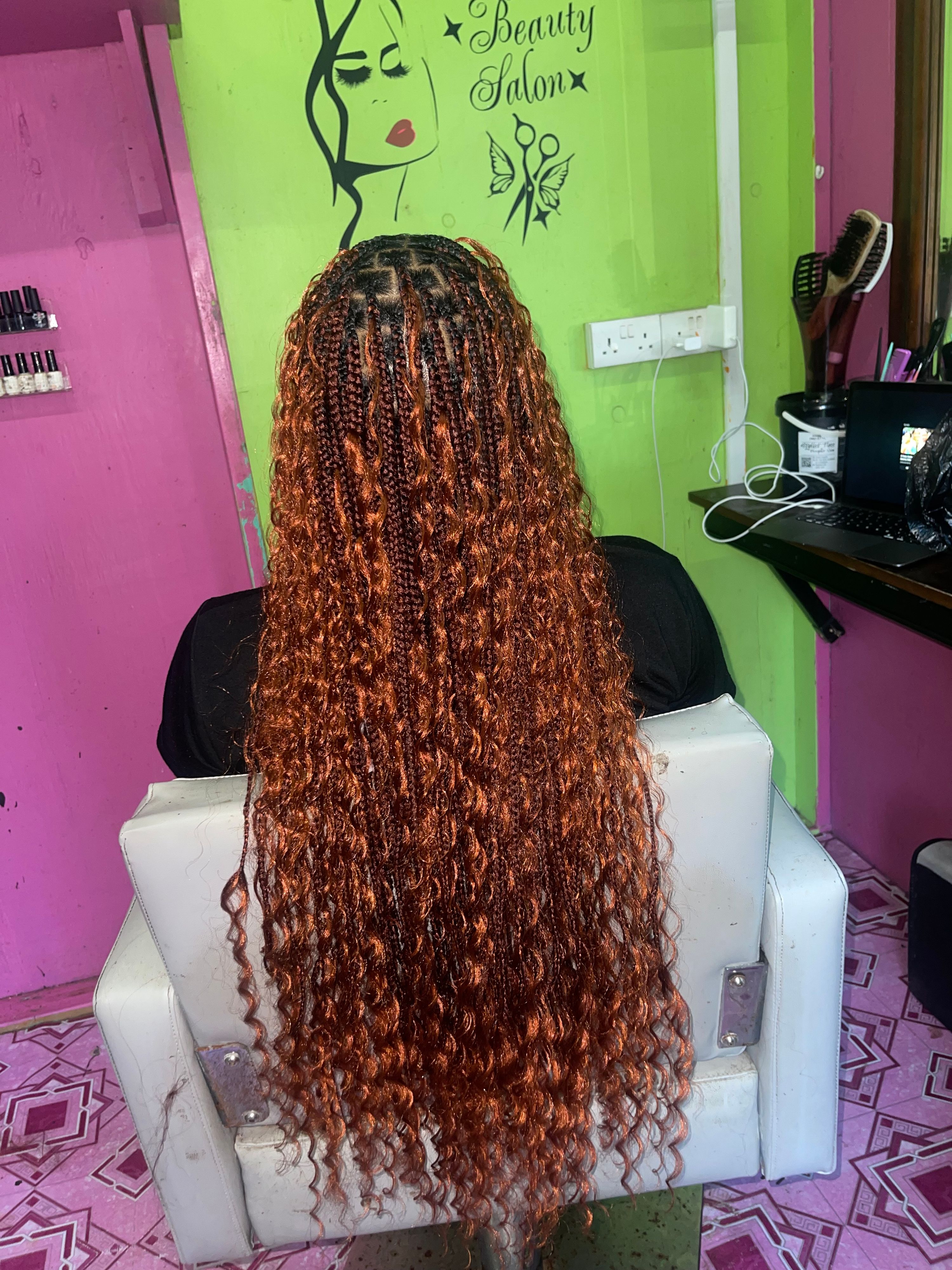 Boho Knotless hip length