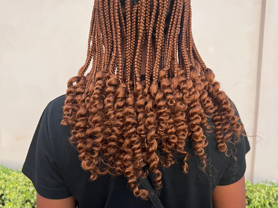 Medium Knotless Braids