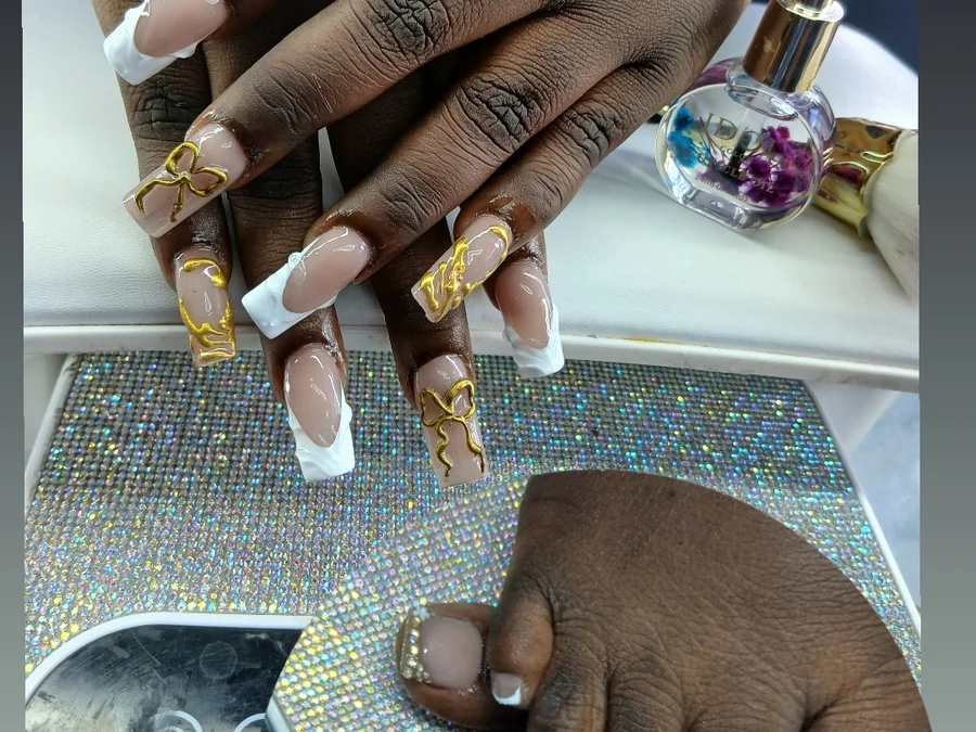 Glam set (both hand and feet )