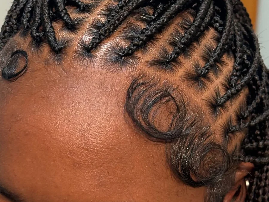Small knotless braids