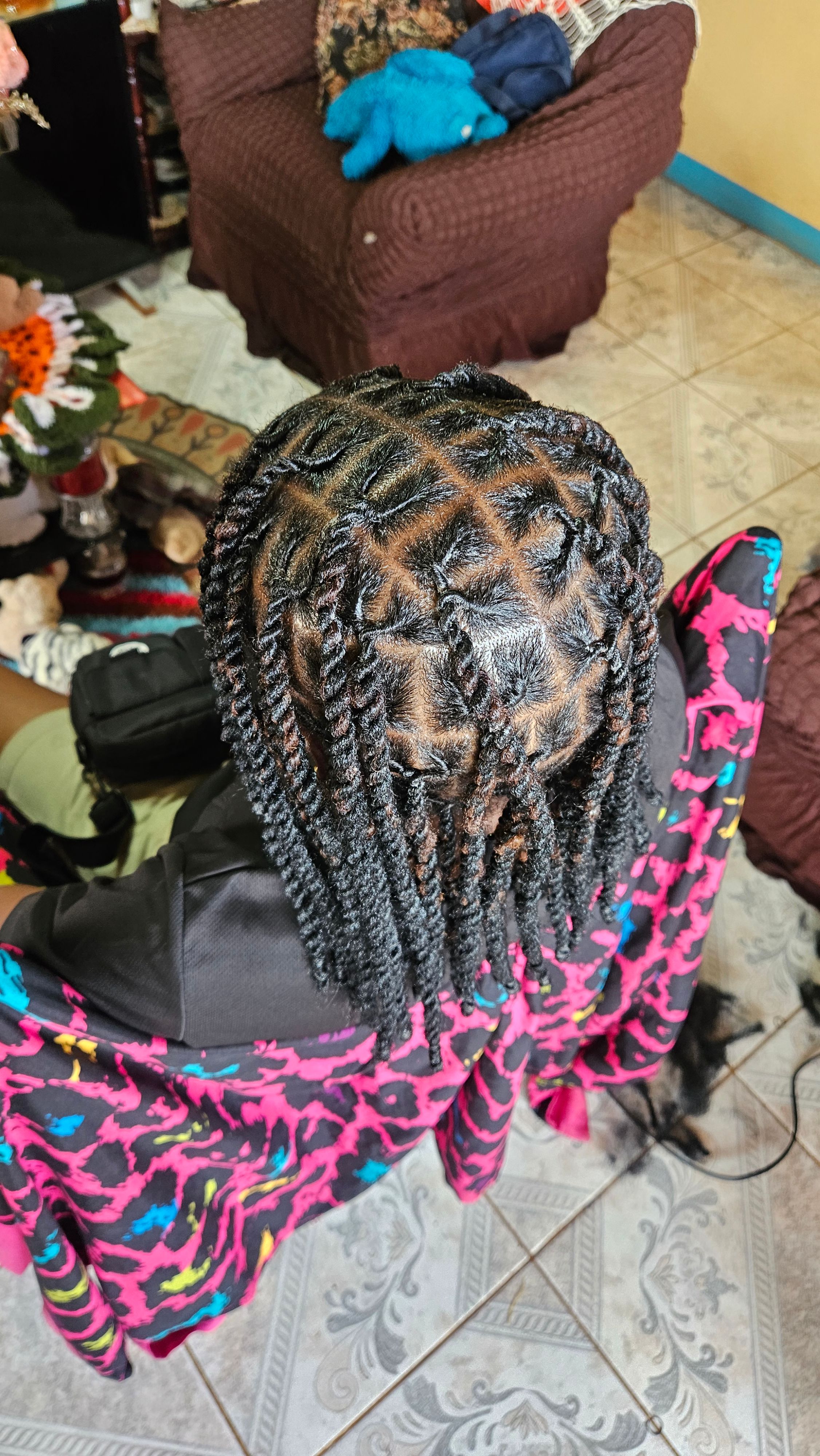 Invinsible Locs - small