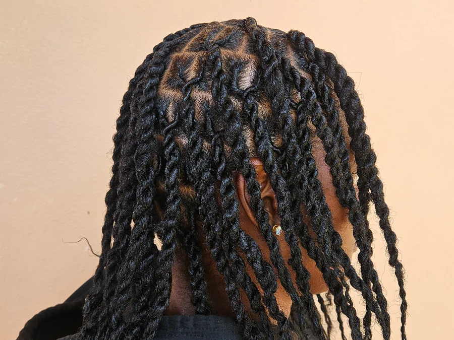 Invinsible Locs - Shoulder